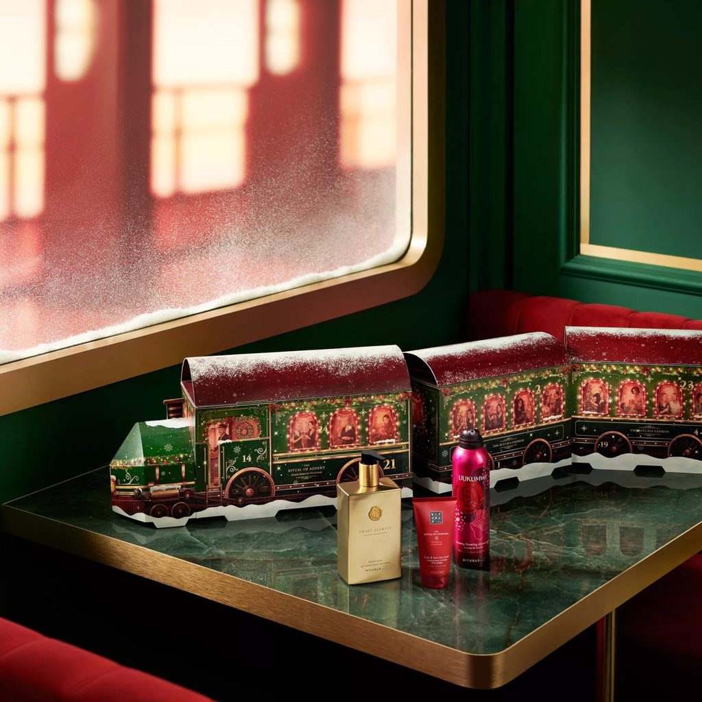 Rituals Premium Adventskalender 2026 im Zug-Display – Produktabbildung